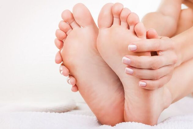 Healthy nails and feet - the result of fungus treatment with folk remedies